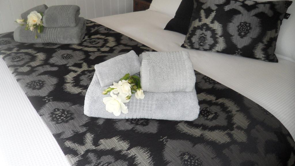 ترارالغون Creek Cottage Bed And Breakfast الغرفة الصورة